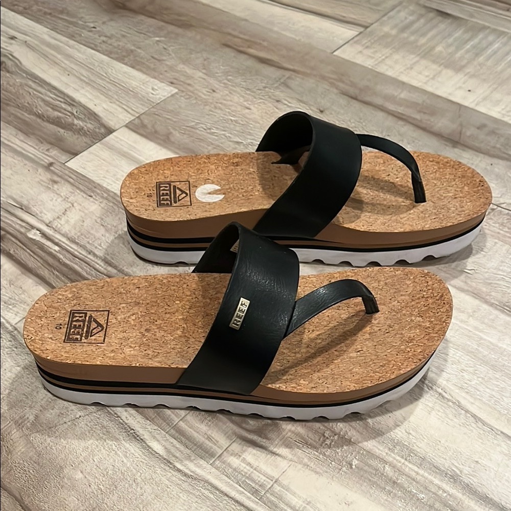 Reef cushion sol hi Black Sandals with Cork Footbed platform sole size 10 - Picture 4 of 10